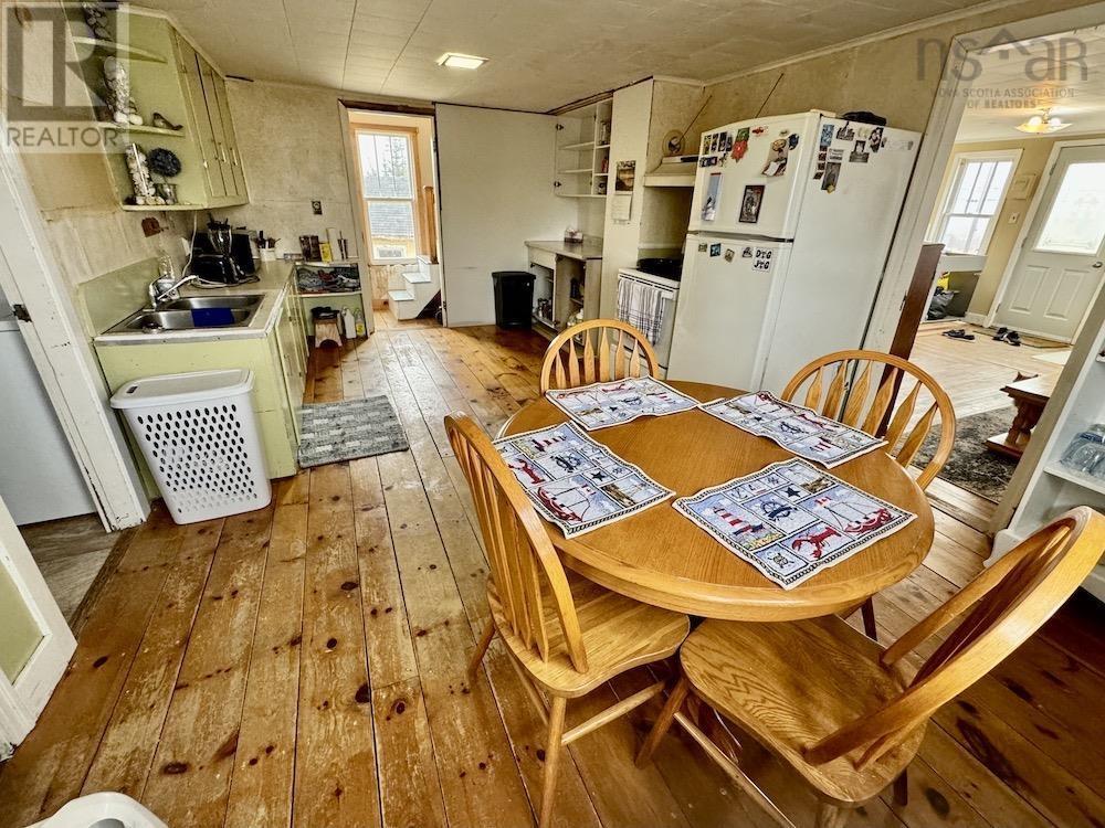 57 Hawk Point Road, Lower Clarks Harbour, Nova Scotia  B0W 1P0 - Photo 5 - 202405825