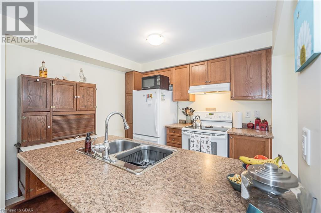 1035 Victoria Road S Unit# 16, Guelph, Ontario  N1L 1B3 - Photo 16 - 40565156