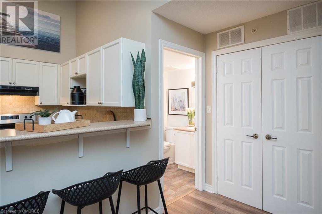 1483 Maple Avenue Unit# 406, Milton, Ontario  L9T 0B6 - Photo 12 - 40565019
