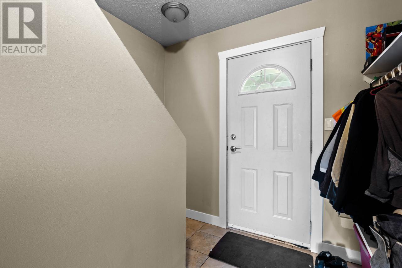 36-700 Collingwood Drive, Kamloops, British Columbia  V2B 6B9 - Photo 2 - 177518