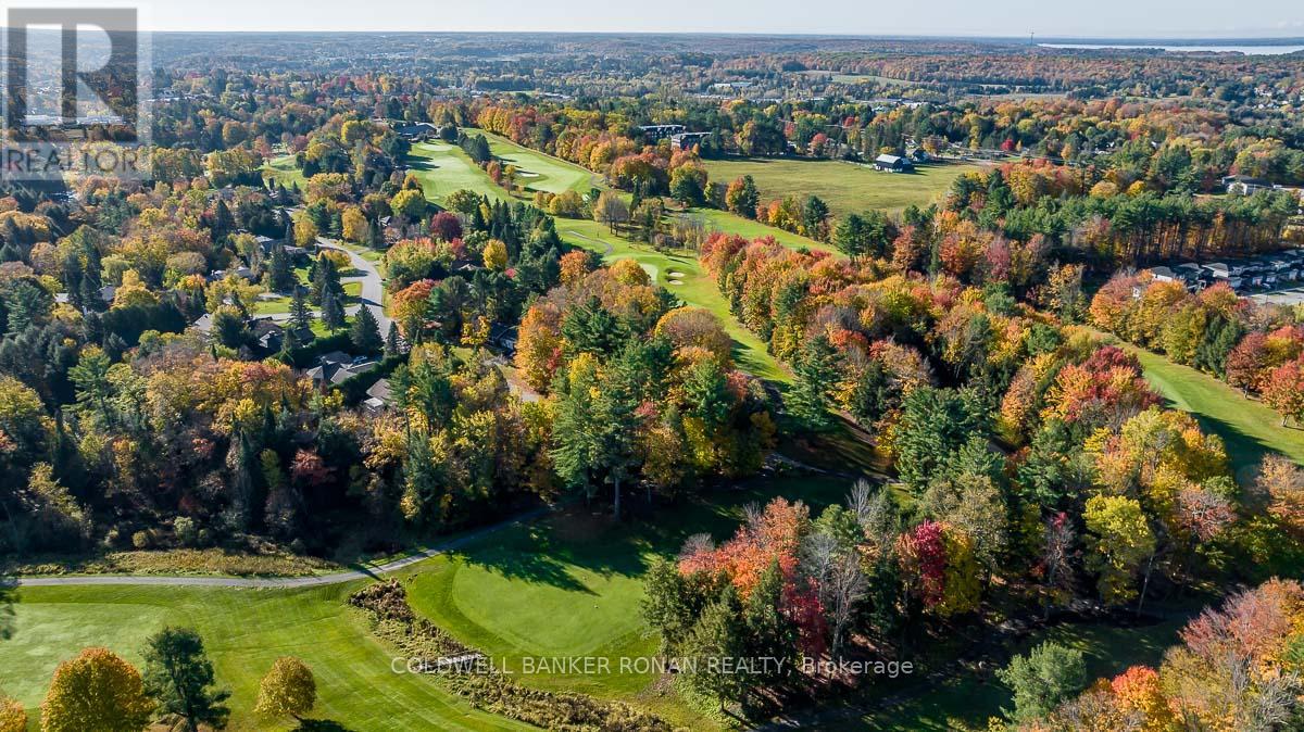 64 Golf Course Rd, Bracebridge, Ontario  P1L 1M7 - Photo 38 - X8191514