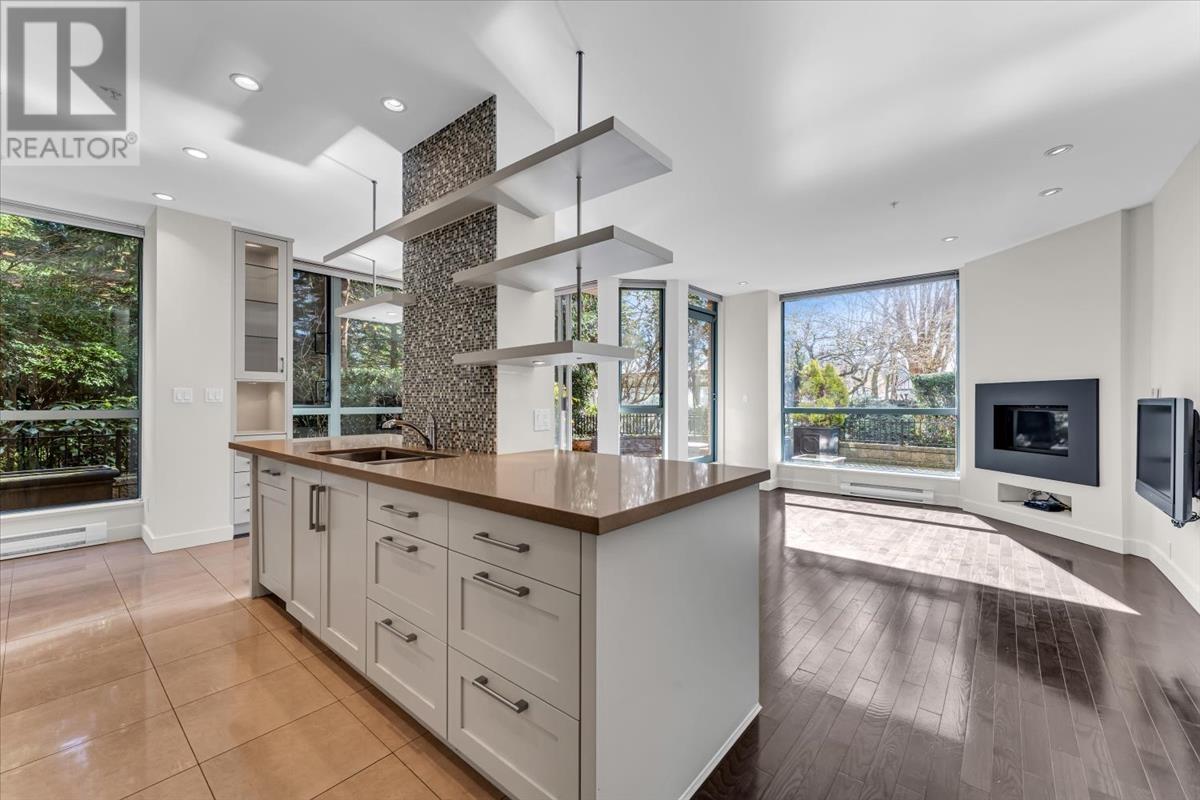 106 5657 Hampton Place, Vancouver, British Columbia  V6T 2H4 - Photo 1 - R2864622