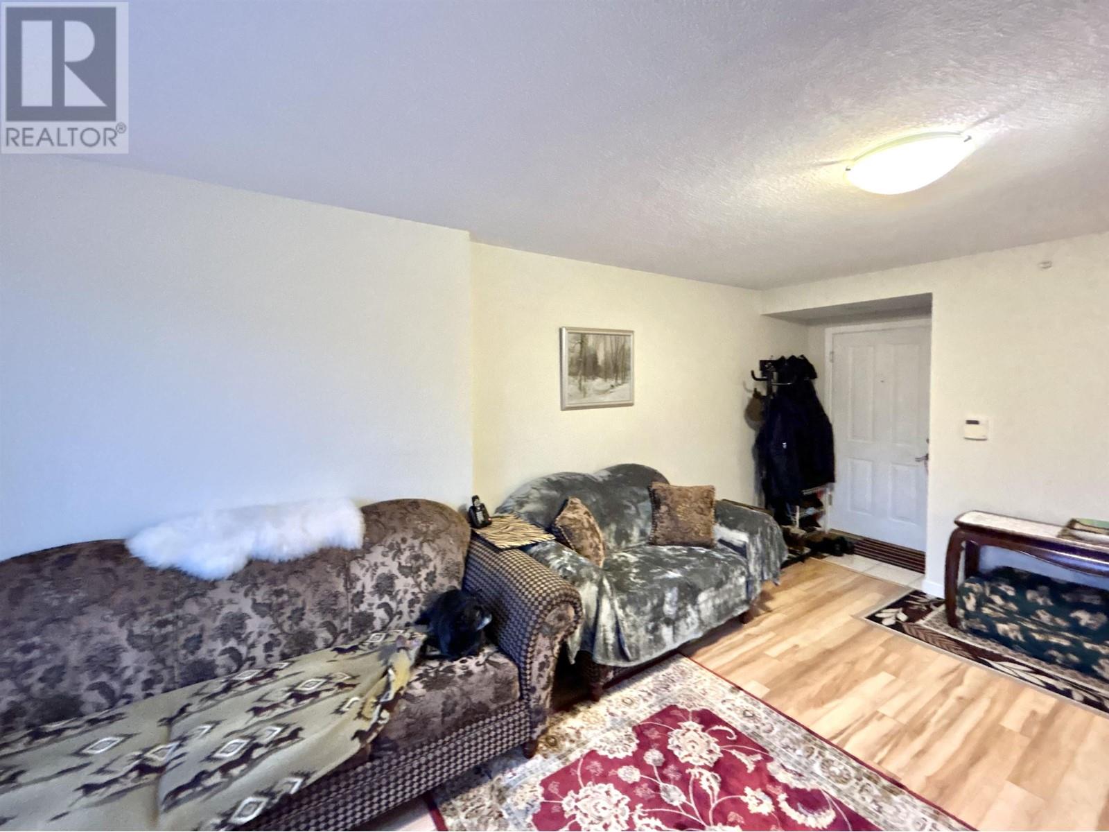 305 3588 Crowley Drive, Vancouver, British Columbia  V5R 6H3 - Photo 11 - R2864630