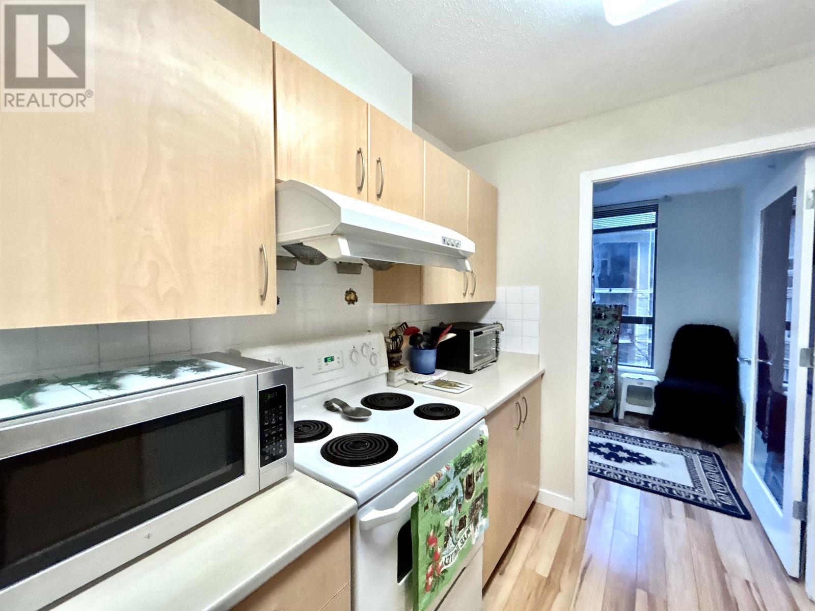 305 3588 Crowley Drive, Vancouver, British Columbia  V5R 6H3 - Photo 7 - R2864630