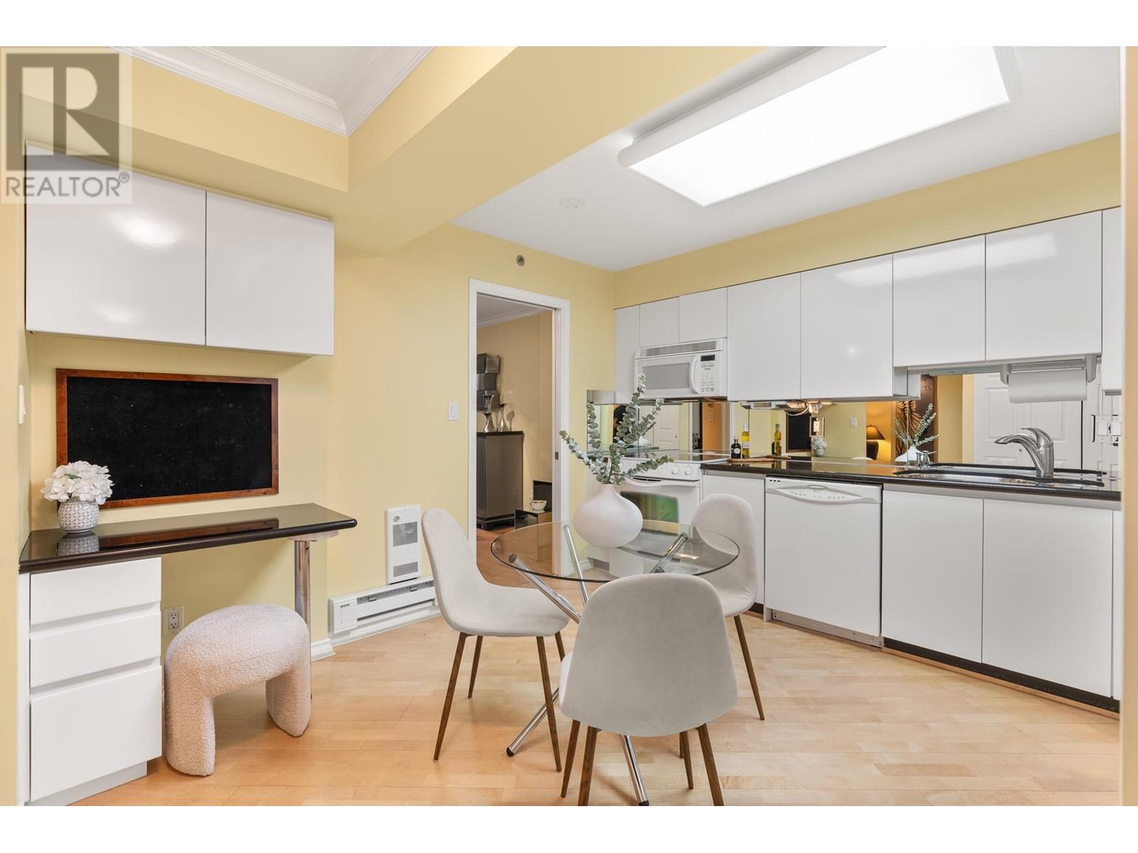 11 2201 Pine Street, Vancouver, British Columbia  V6J 5E7 - Photo 10 - R2864713