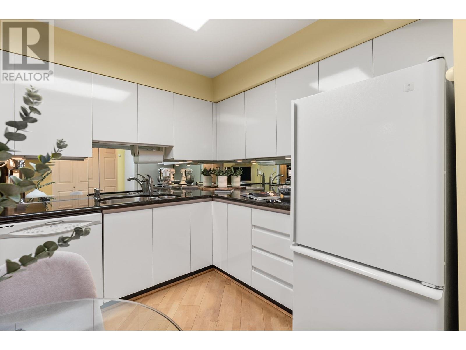 11 2201 Pine Street, Vancouver, British Columbia  V6J 5E7 - Photo 11 - R2864713