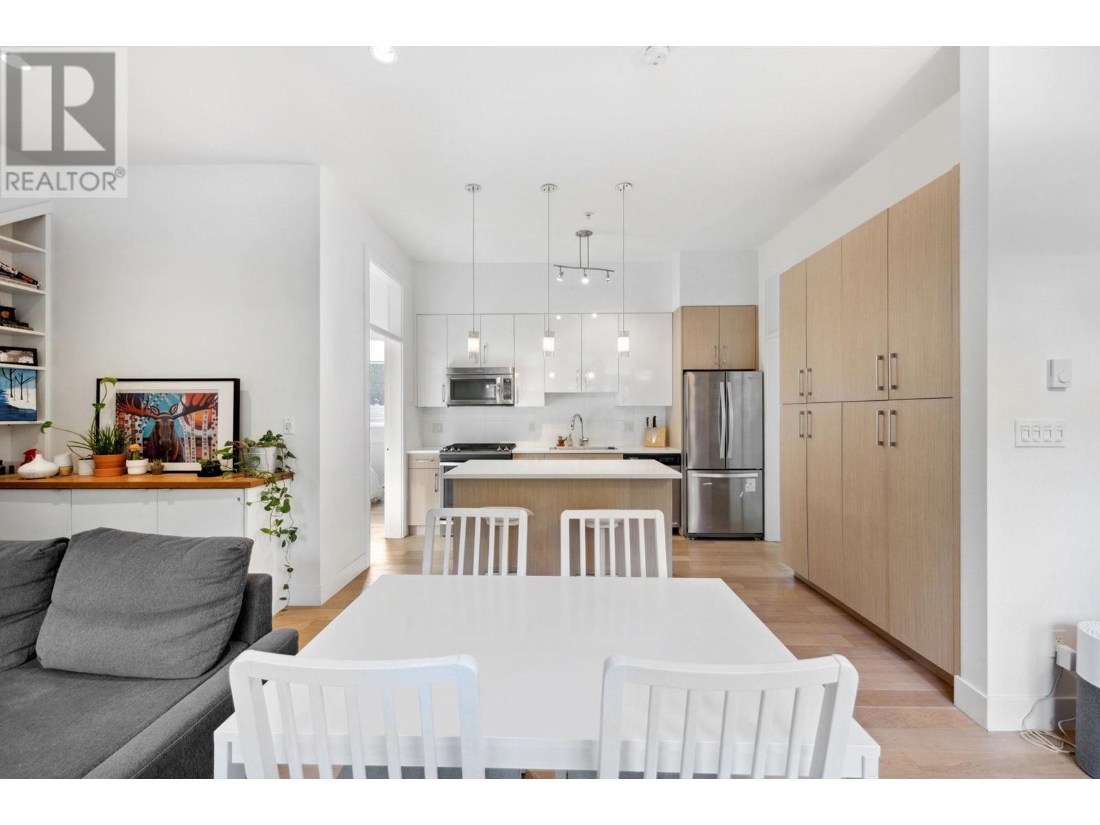 2335 Brunswick Street, Vancouver, British Columbia  V5T 3L8 - Photo 2 - R2864719