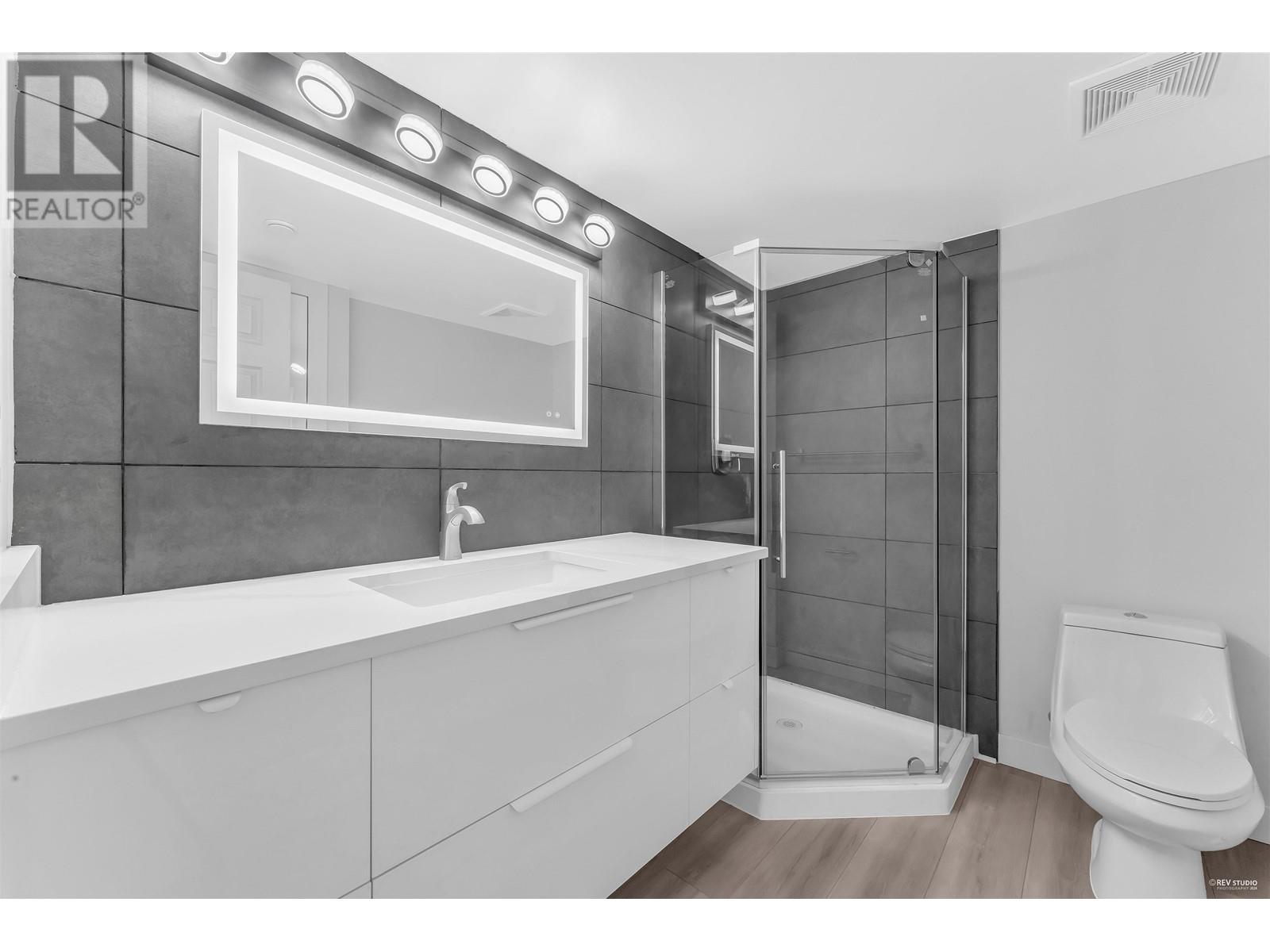 707 1199 Eastwood Street, Coquitlam, British Columbia  V3B 7W7 - Photo 7 - R2864744