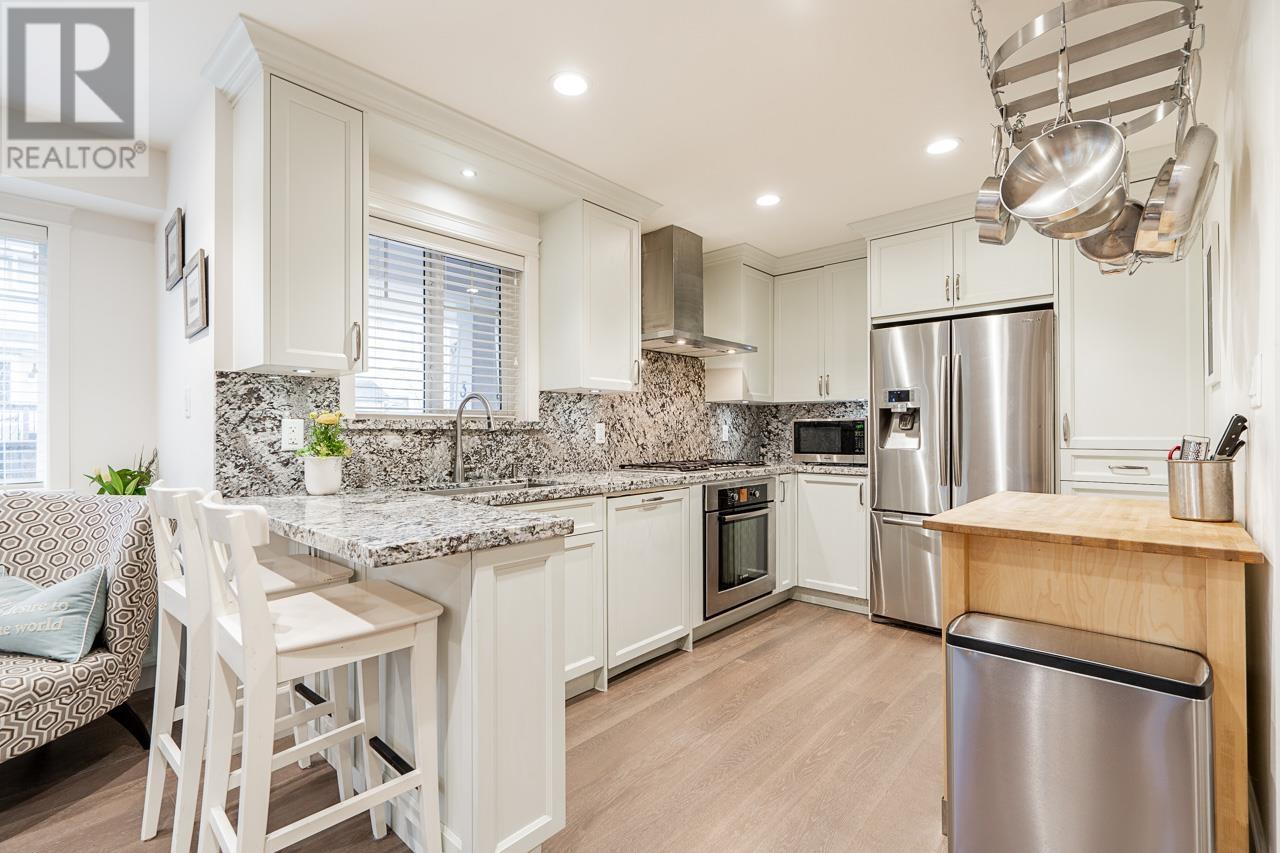 353 E 12th Street, North Vancouver, British Columbia  V7L 2K1 - Photo 10 - R2864786