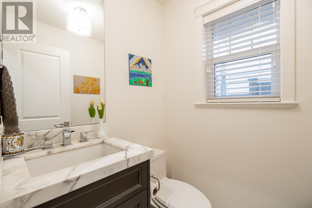 353 E 12th Street, North Vancouver, British Columbia  V7L 2K1 - Photo 14 - R2864786
