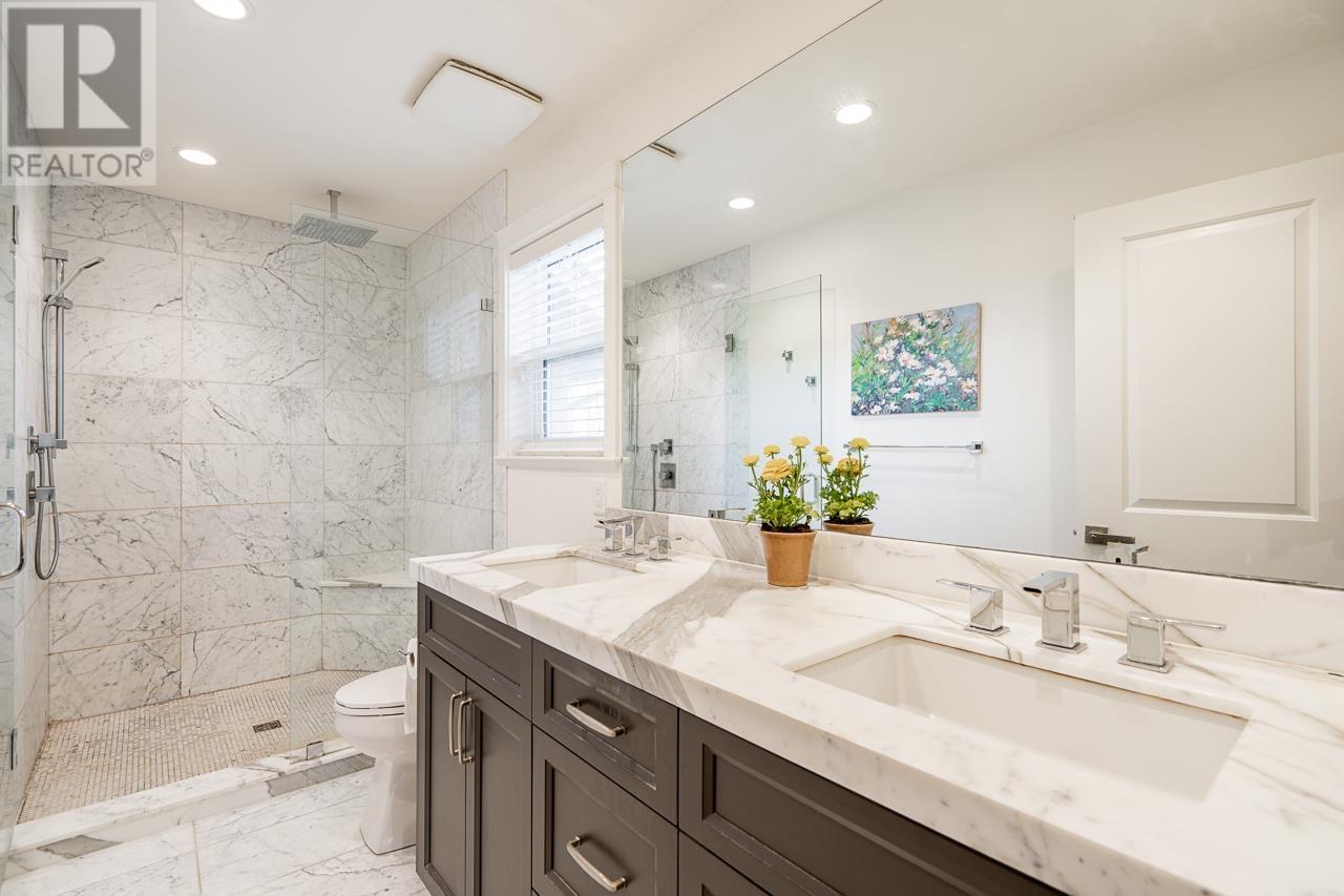 353 E 12th Street, North Vancouver, British Columbia  V7L 2K1 - Photo 19 - R2864786