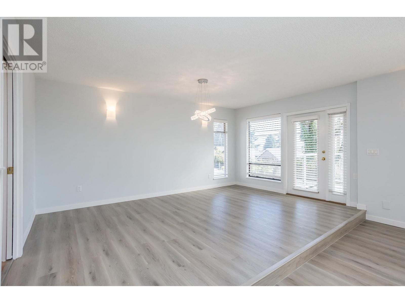 2395 Mathers Avenue, West Vancouver, British Columbia  V7V 2H7 - Photo 9 - R2863795