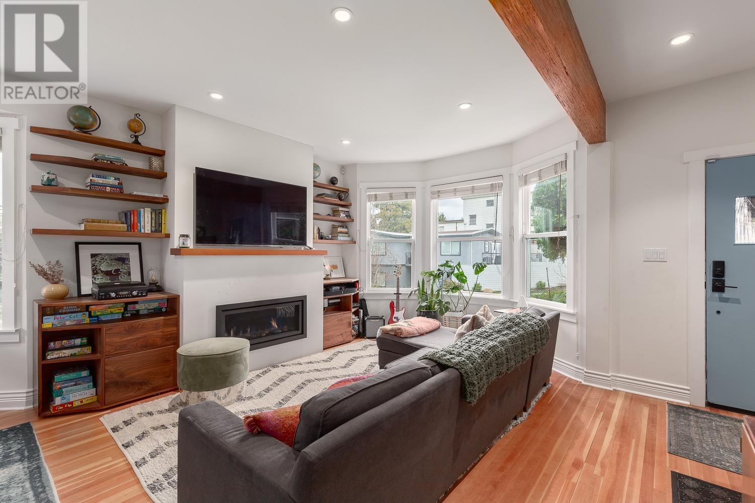 2226 Mcgill Street, Vancouver, British Columbia  V5L 1C4 - Photo 3 - R2864634
