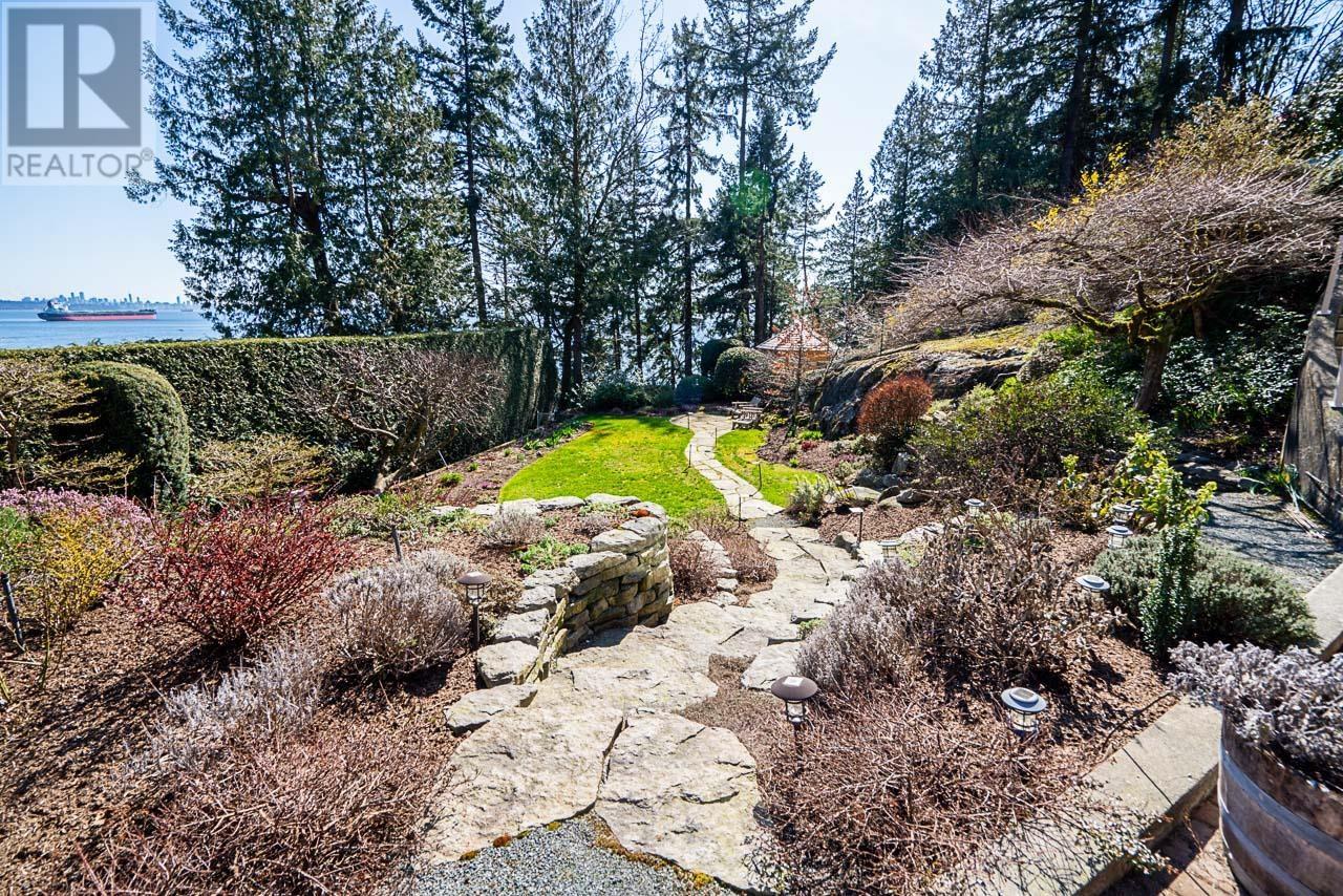 4660 S Piccadilly, West Vancouver, British Columbia  V7V 3E8 - Photo 31 - R2864668