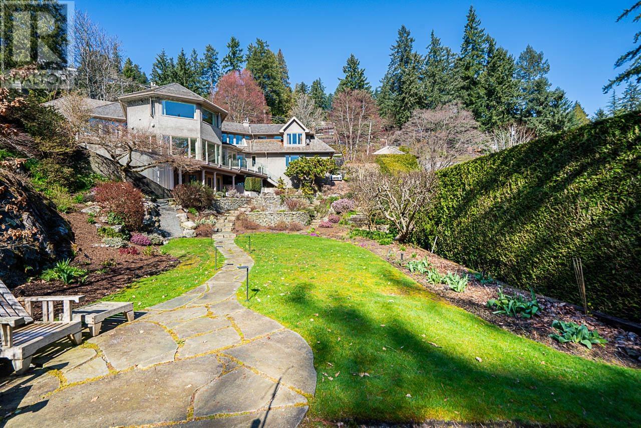 4660 S Piccadilly, West Vancouver, British Columbia  V7V 3E8 - Photo 32 - R2864668