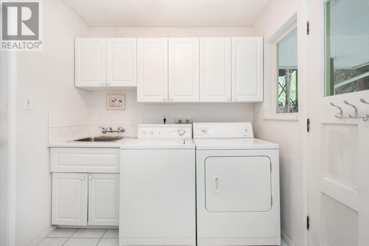 3940 Westridge Avenue, West Vancouver, British Columbia  V7V 3H7 - Photo 12 - R2864729