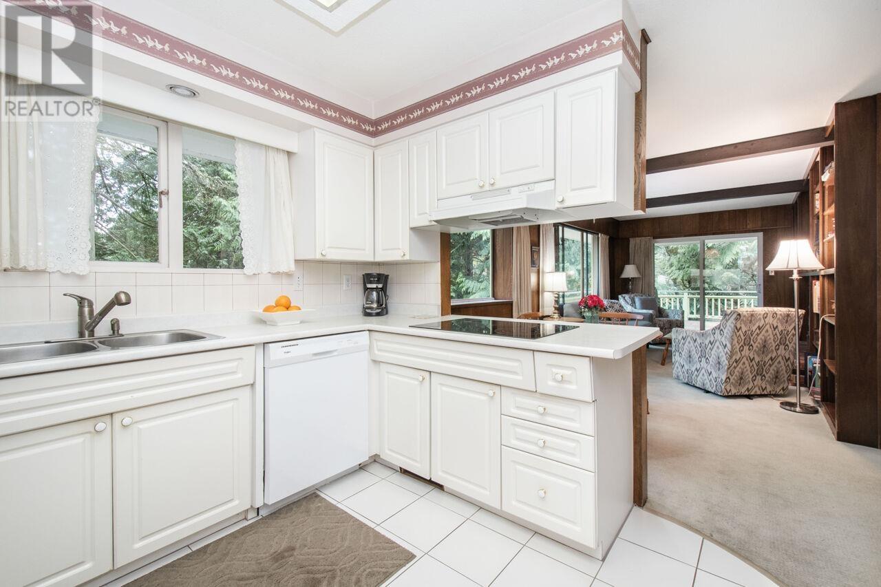 3940 Westridge Avenue, West Vancouver, British Columbia  V7V 3H7 - Photo 7 - R2864729