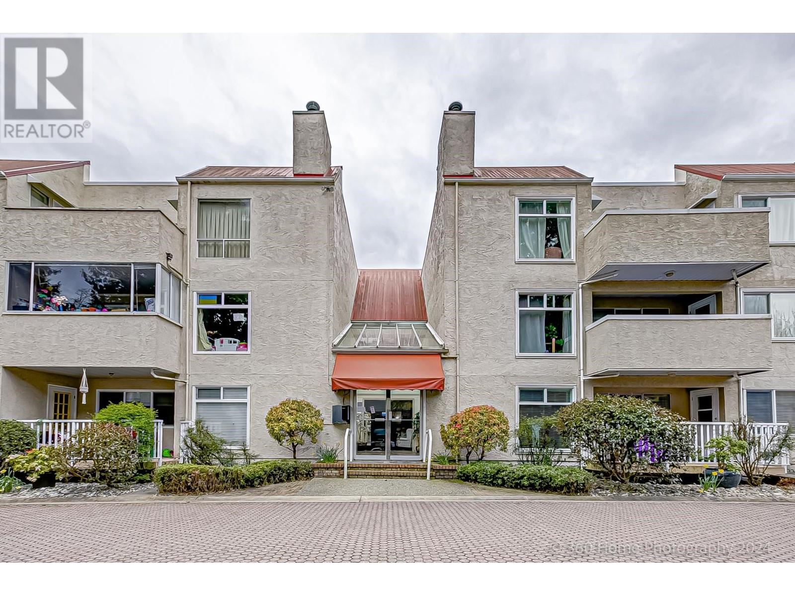 260 1440 Garden Place, Delta, British Columbia  V4M 3Z2 - Photo 1 - R2864783