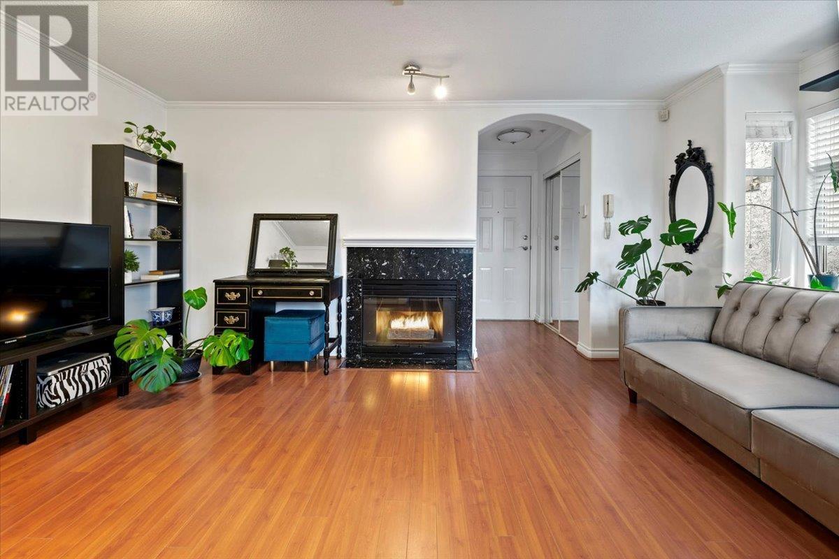 303 29 Templeton Drive, Vancouver, British Columbia  V5L 4M9 - Photo 4 - R2864856