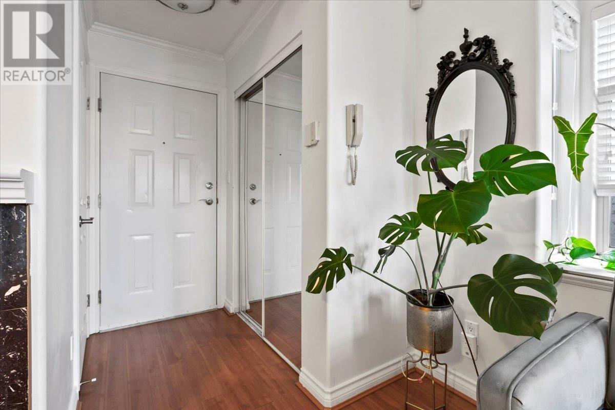 303 29 Templeton Drive, Vancouver, British Columbia  V5L 4M9 - Photo 3 - R2864856