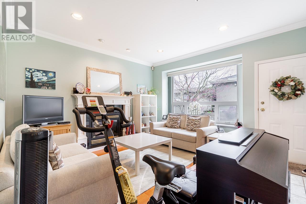 3050 E 3rd Avenue, Vancouver, British Columbia  V5M 1J1 - Photo 13 - R2864873