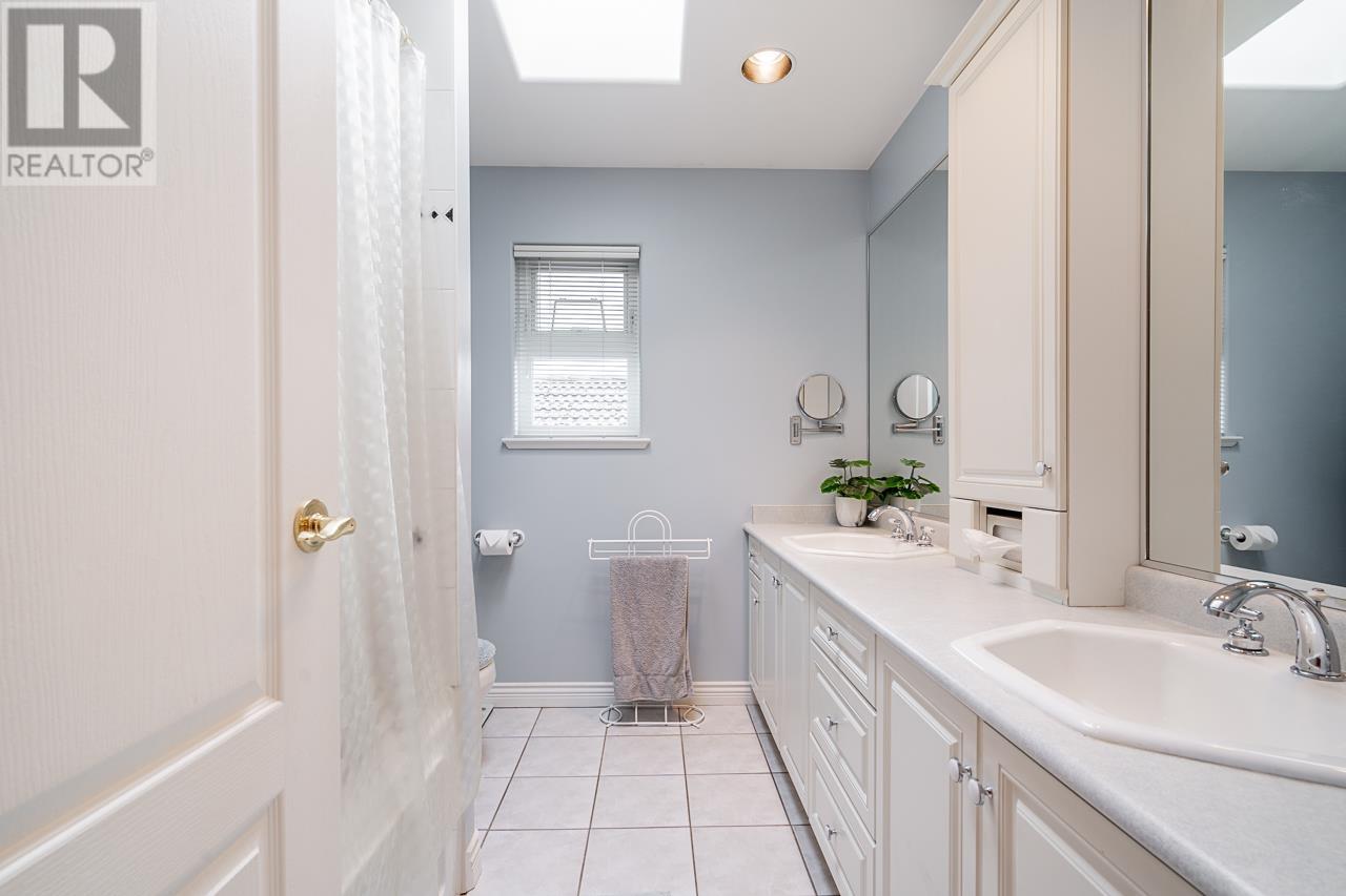 3050 E 3rd Avenue, Vancouver, British Columbia  V5M 1J1 - Photo 33 - R2864873