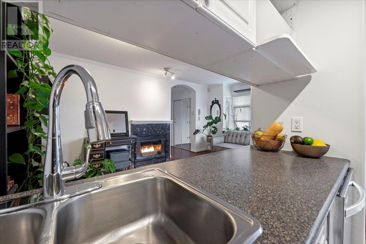 303 29 Templeton Drive, Vancouver, British Columbia  V5L 4M9 - Photo 17 - R2864856