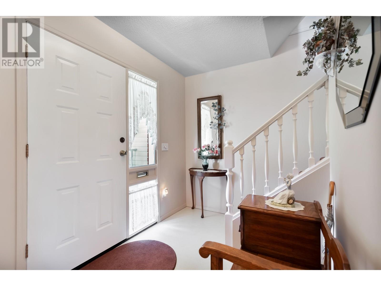 434 Mundy Street, Coquitlam, British Columbia  V3K 5N1 - Photo 5 - R2864860