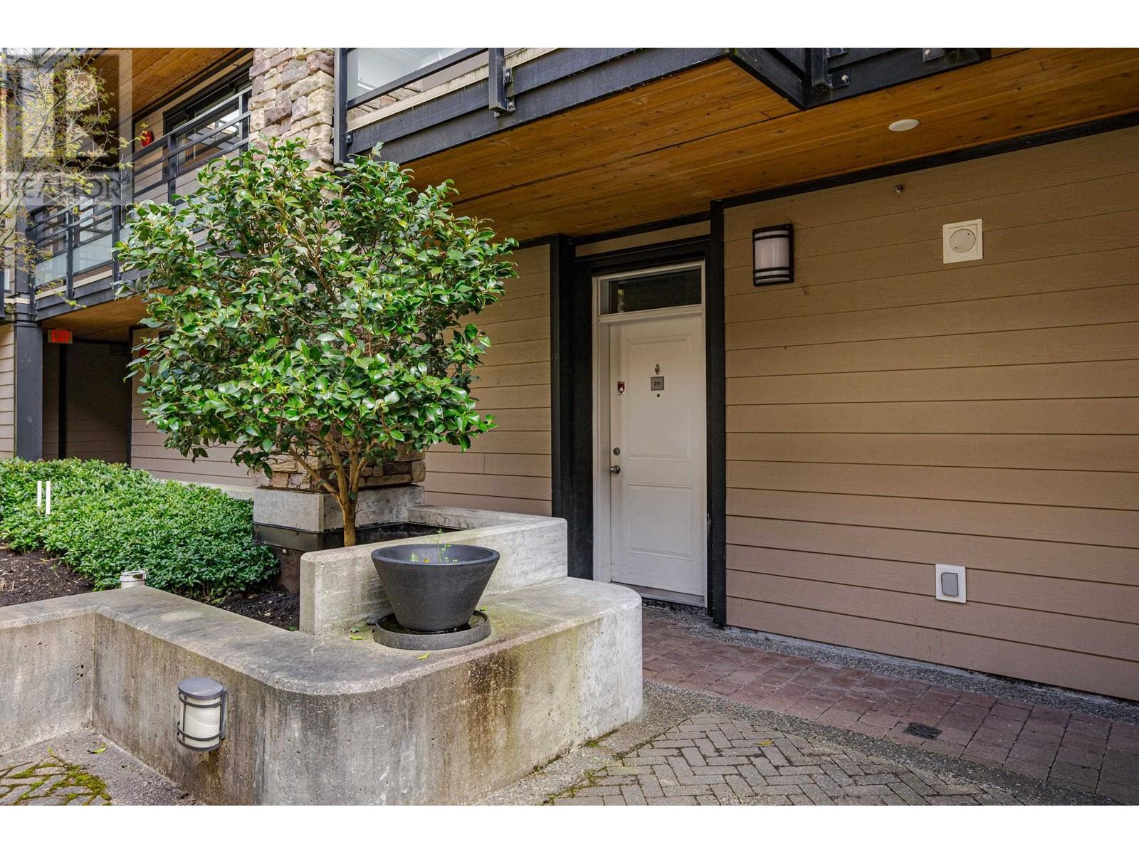 211 6888 Royal Oak Avenue, Burnaby, British Columbia  V5J 4J2 - Photo 8 - R2864793