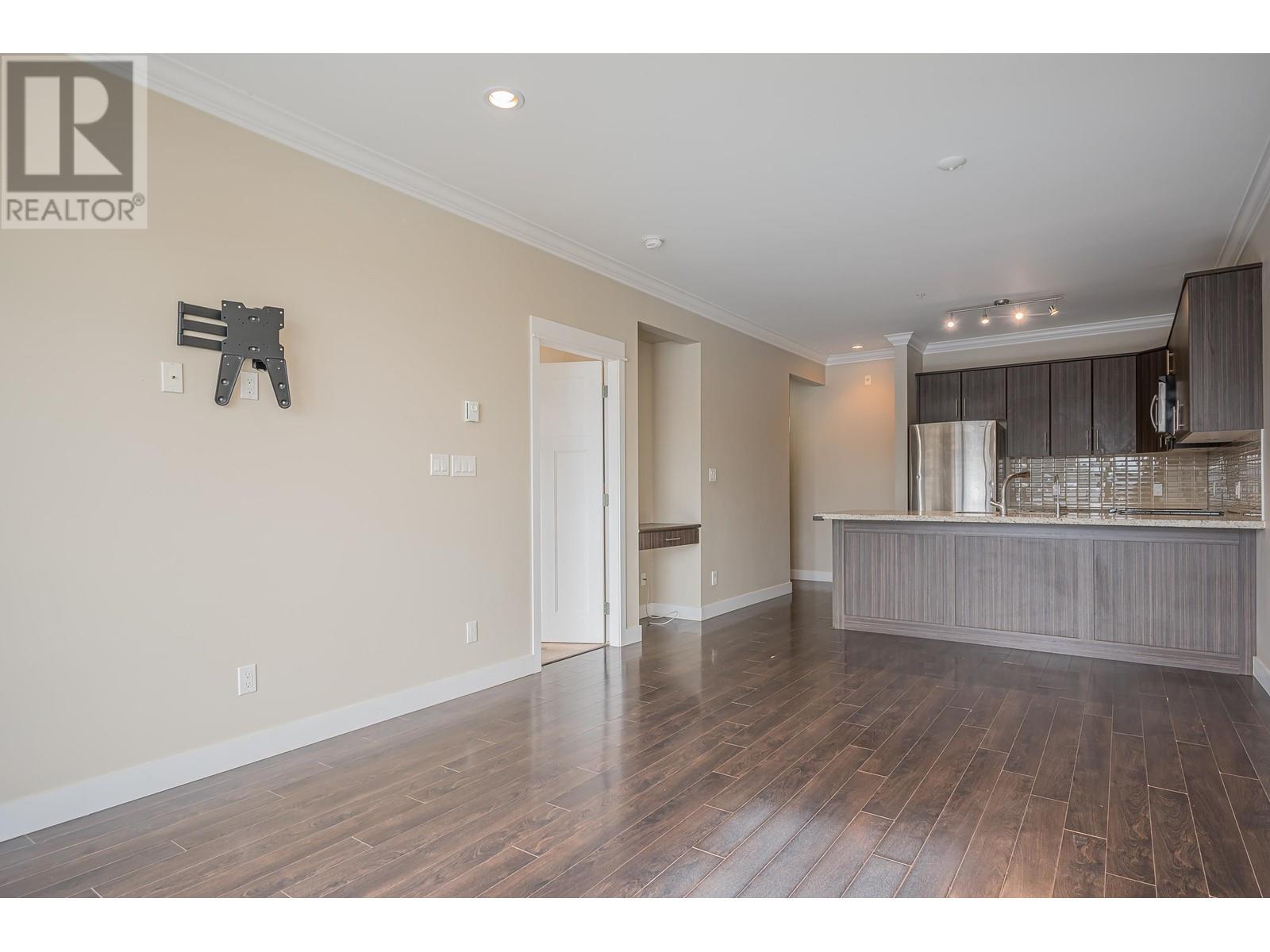 211 6888 Royal Oak Avenue, Burnaby, British Columbia  V5J 4J2 - Photo 13 - R2864793