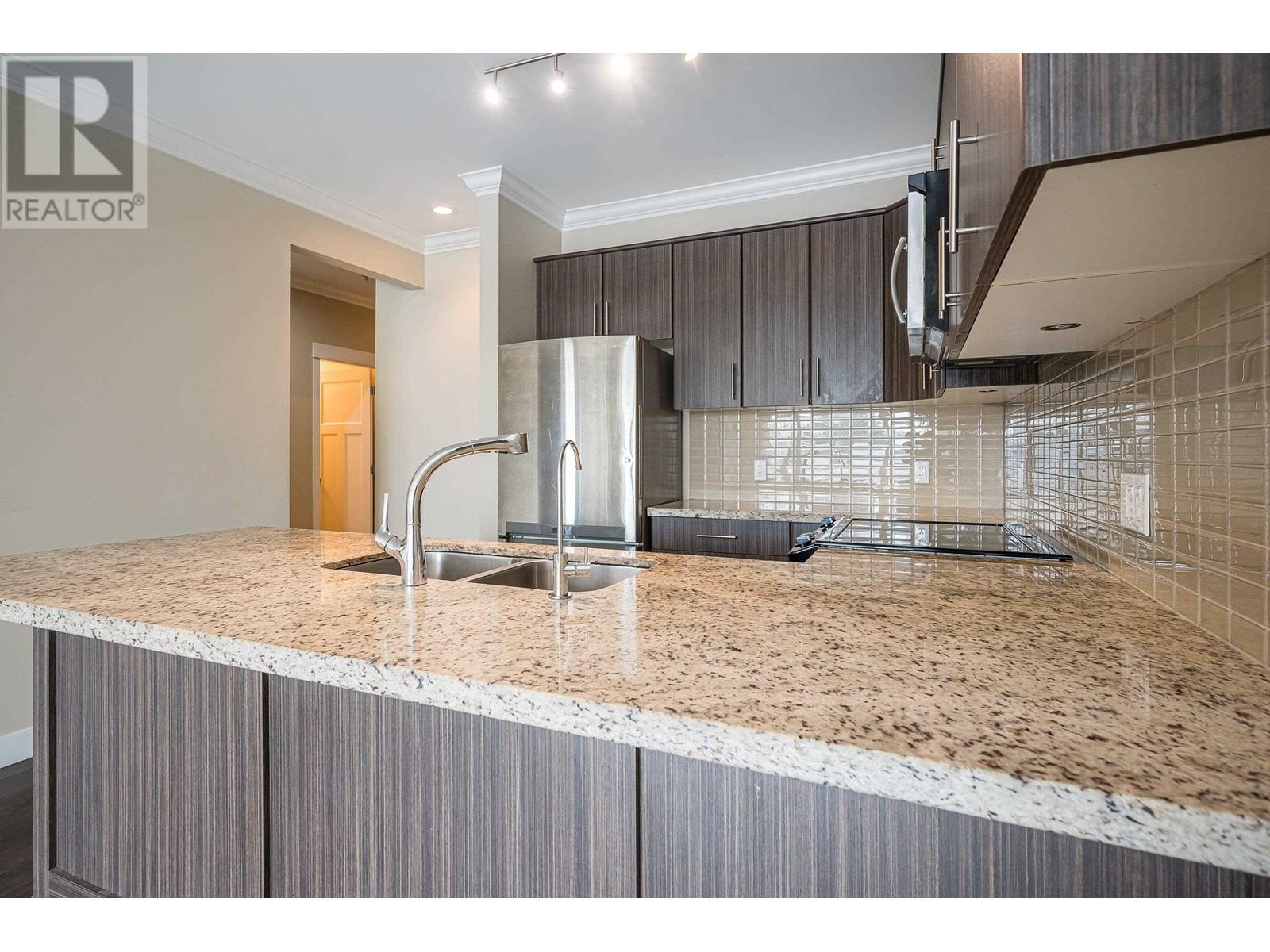211 6888 Royal Oak Avenue, Burnaby, British Columbia  V5J 4J2 - Photo 17 - R2864793