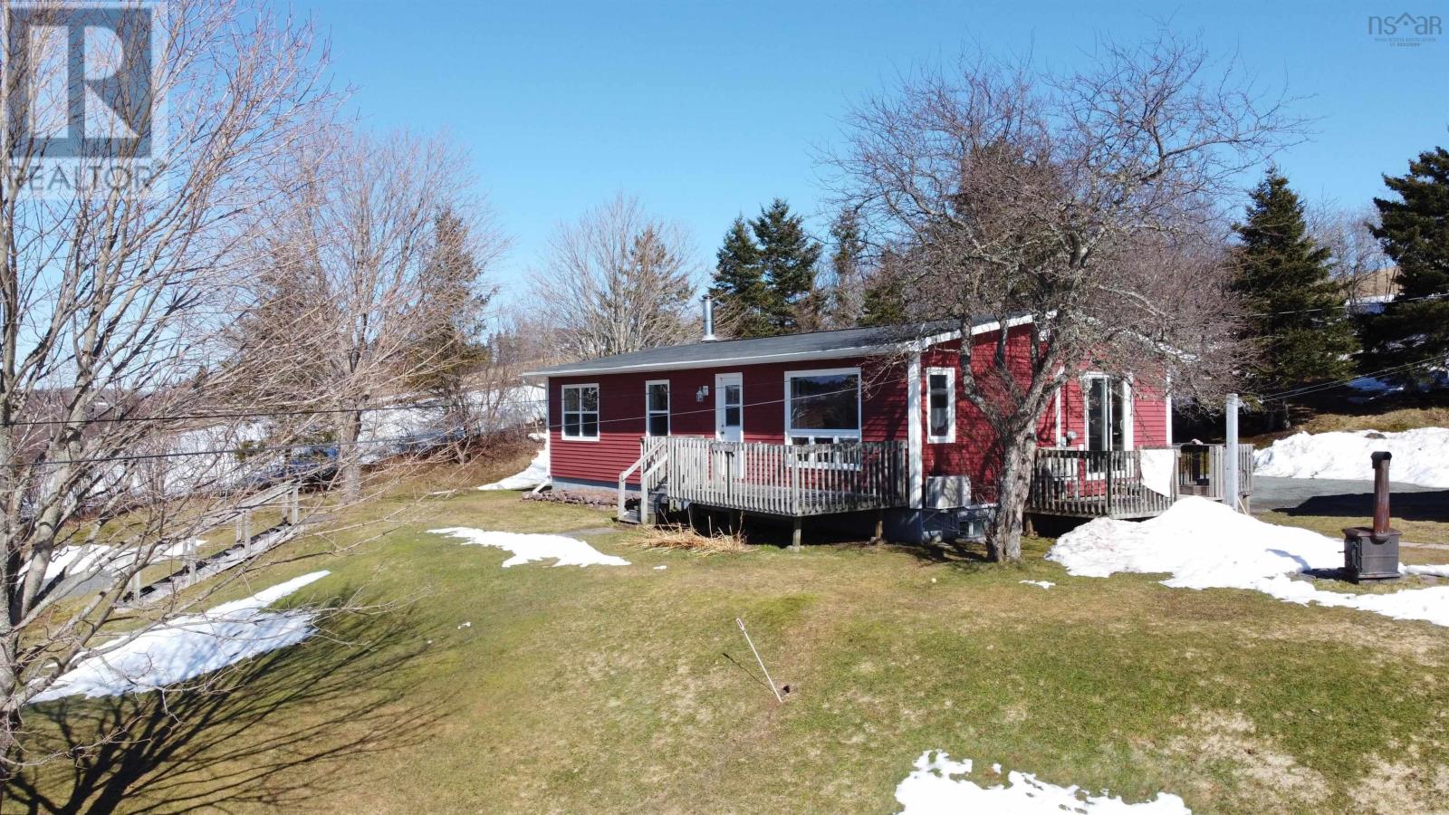 1812 Highway 7, North Lochaber, Nova Scotia  B2G 2L3 - Photo 3 - 202404112