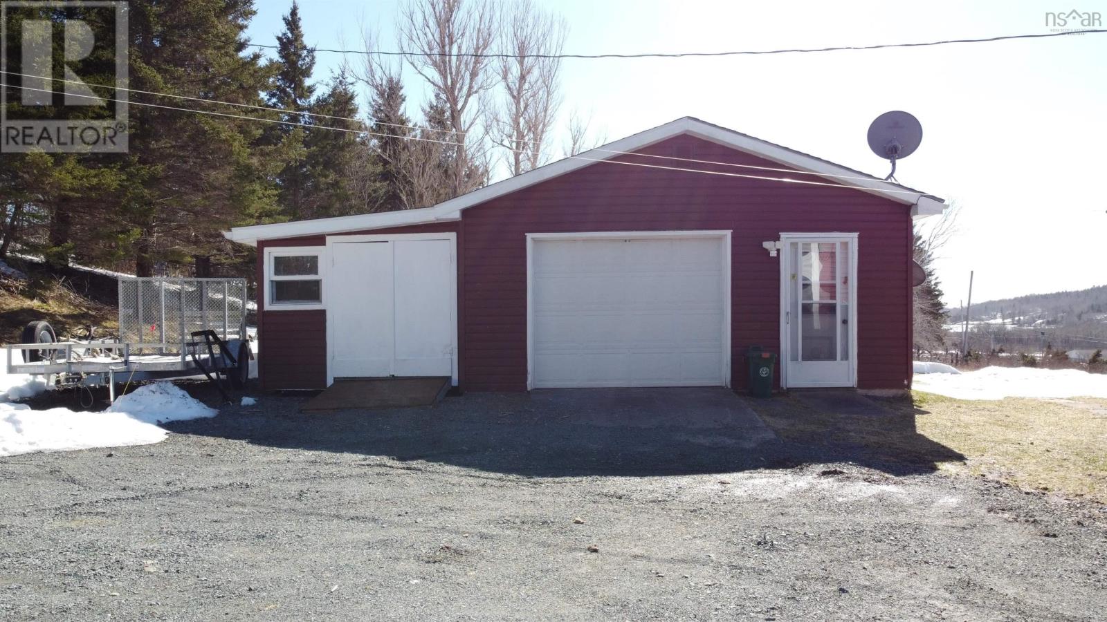 1812 Highway 7, North Lochaber, Nova Scotia  B2G 2L3 - Photo 8 - 202404112