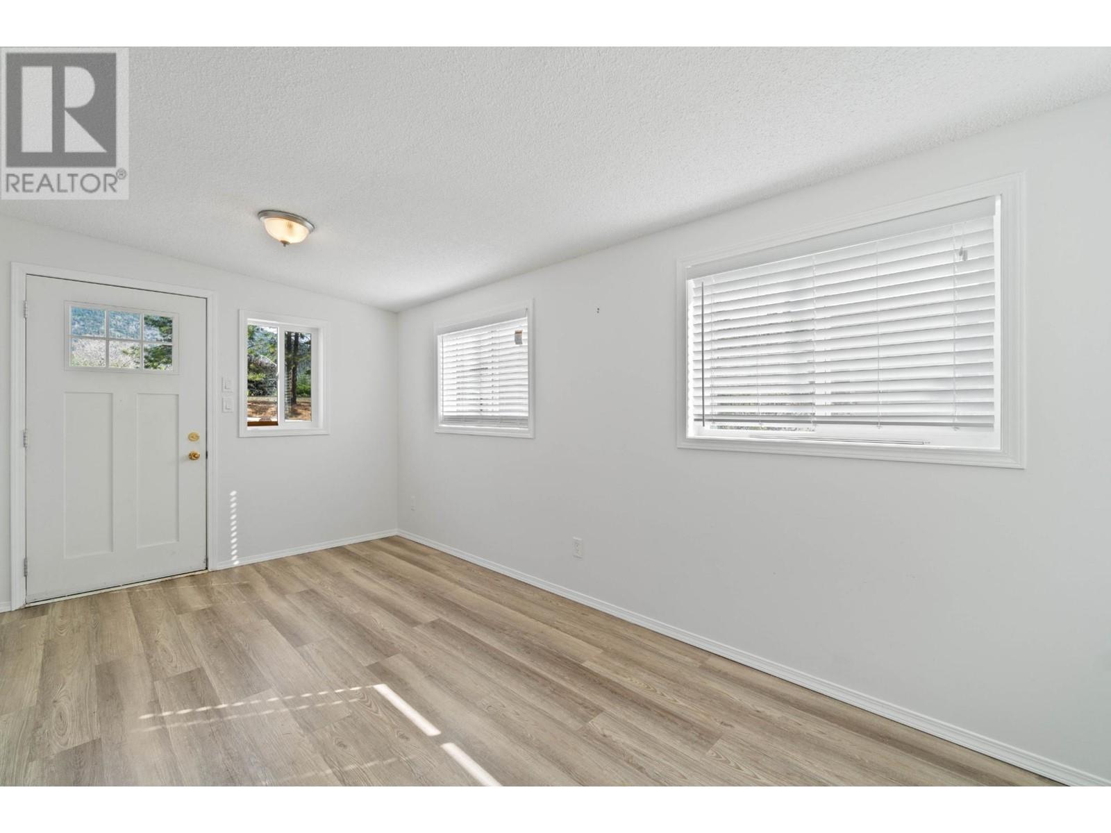 2-1250 Hillside Ave, Chase, British Columbia  V0E 1M0 - Photo 37 - 177524