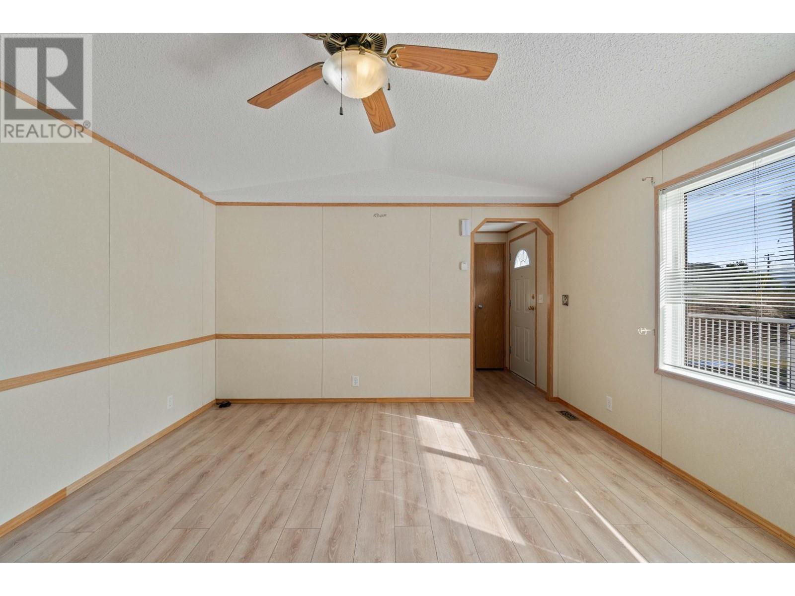 2-1250 Hillside Ave, Chase, British Columbia  V0E 1M0 - Photo 8 - 177524