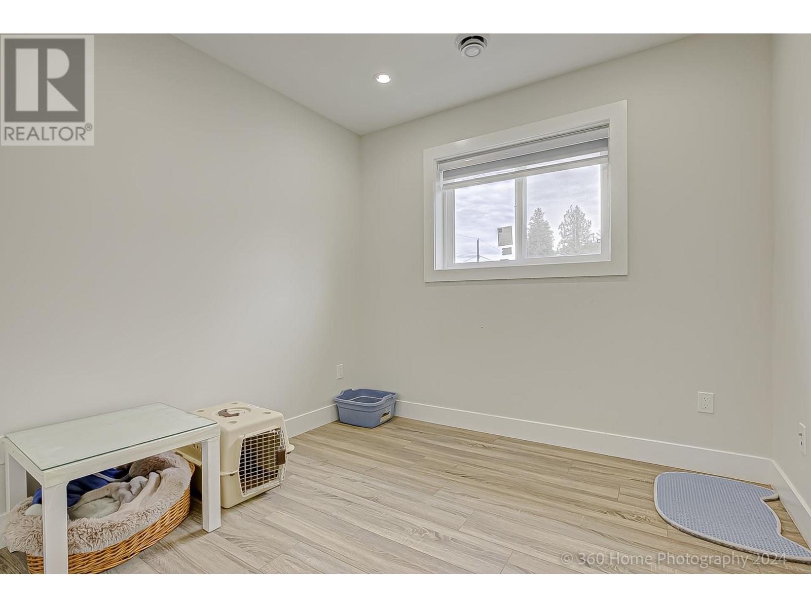 6425 Balmoral Street, Burnaby, British Columbia  V5E 2P1 - Photo 17 - R2864749