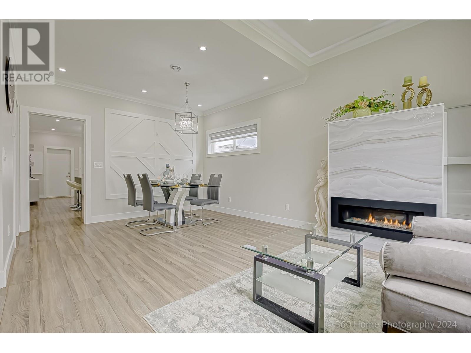 6425 Balmoral Street, Burnaby, British Columbia  V5E 2P1 - Photo 3 - R2864749