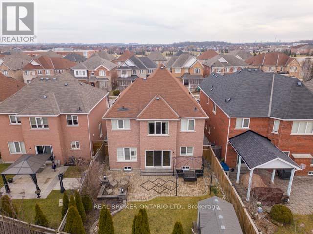 3277 Paul Henderson Dr, Mississauga, Ontario  L5M 0H5 - Photo 35 - W8191682