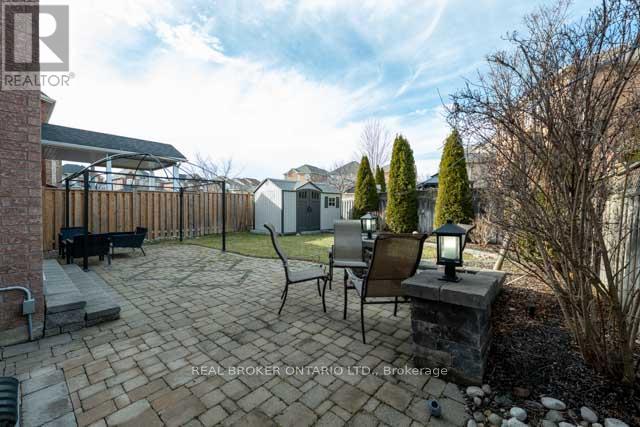 3277 Paul Henderson Dr, Mississauga, Ontario  L5M 0H5 - Photo 36 - W8191682