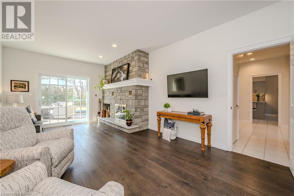 25 Manor Park Crescent Unit# 9, Guelph, Ontario  N1G 1A2 - Photo 12 - 40564397