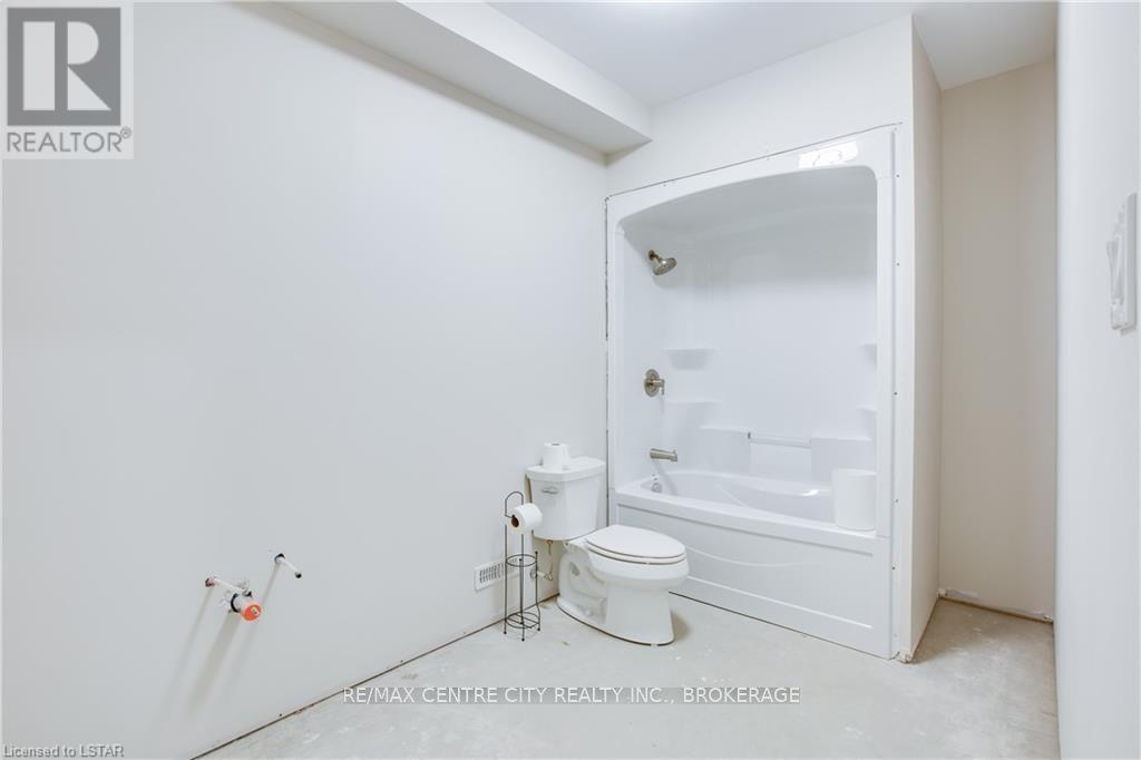 102 Harvest Lane, Dutton/dunwich, Ontario  N0L 1J0 - Photo 29 - X8191614
