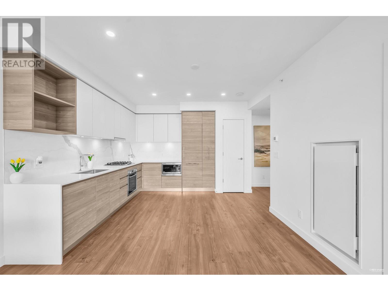 1608 585 Austin Avenue, Coquitlam, British Columbia  V3K 0G6 - Photo 13 - R2864890