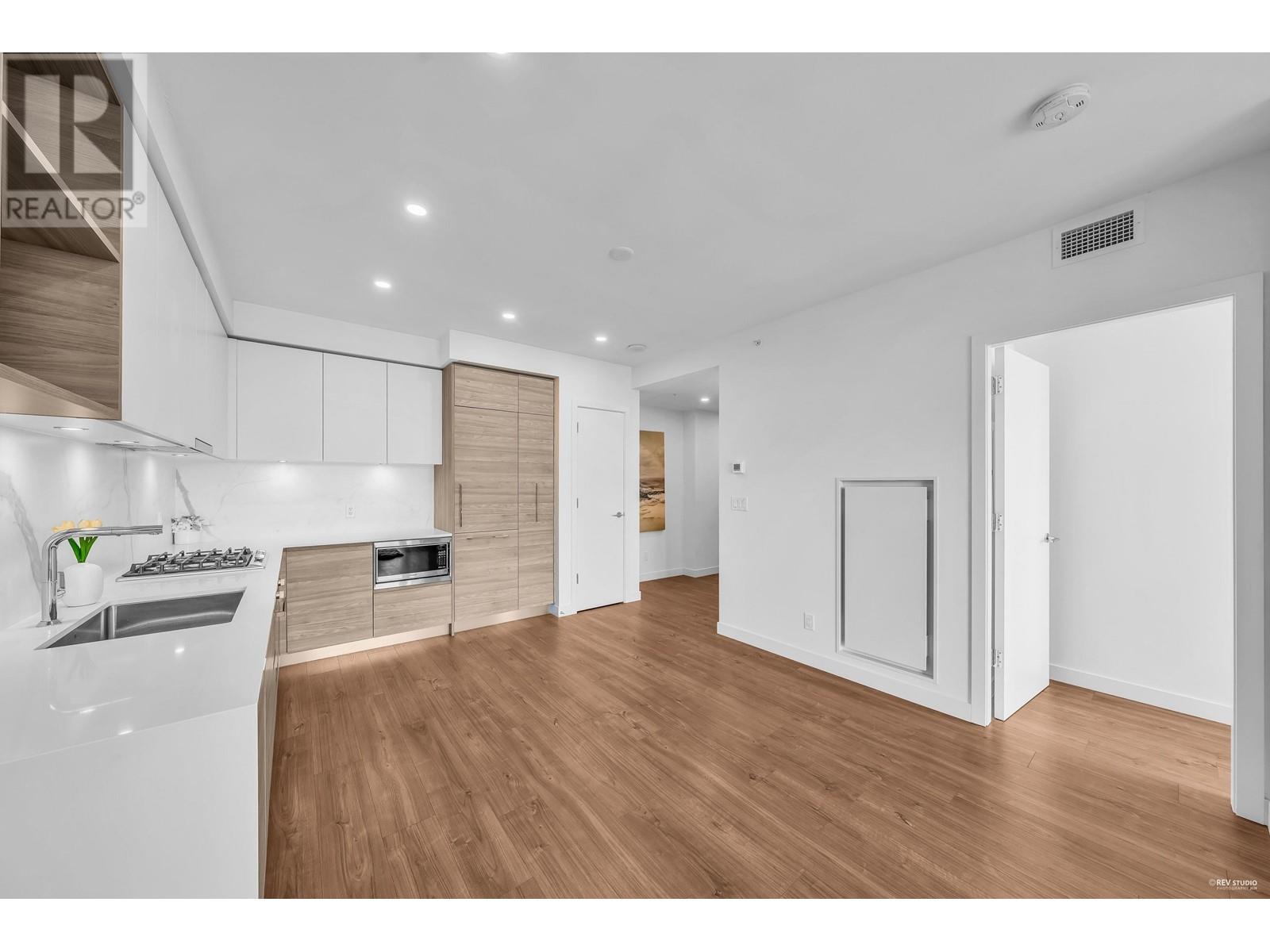 1608 585 Austin Avenue, Coquitlam, British Columbia  V3K 0G6 - Photo 14 - R2864890