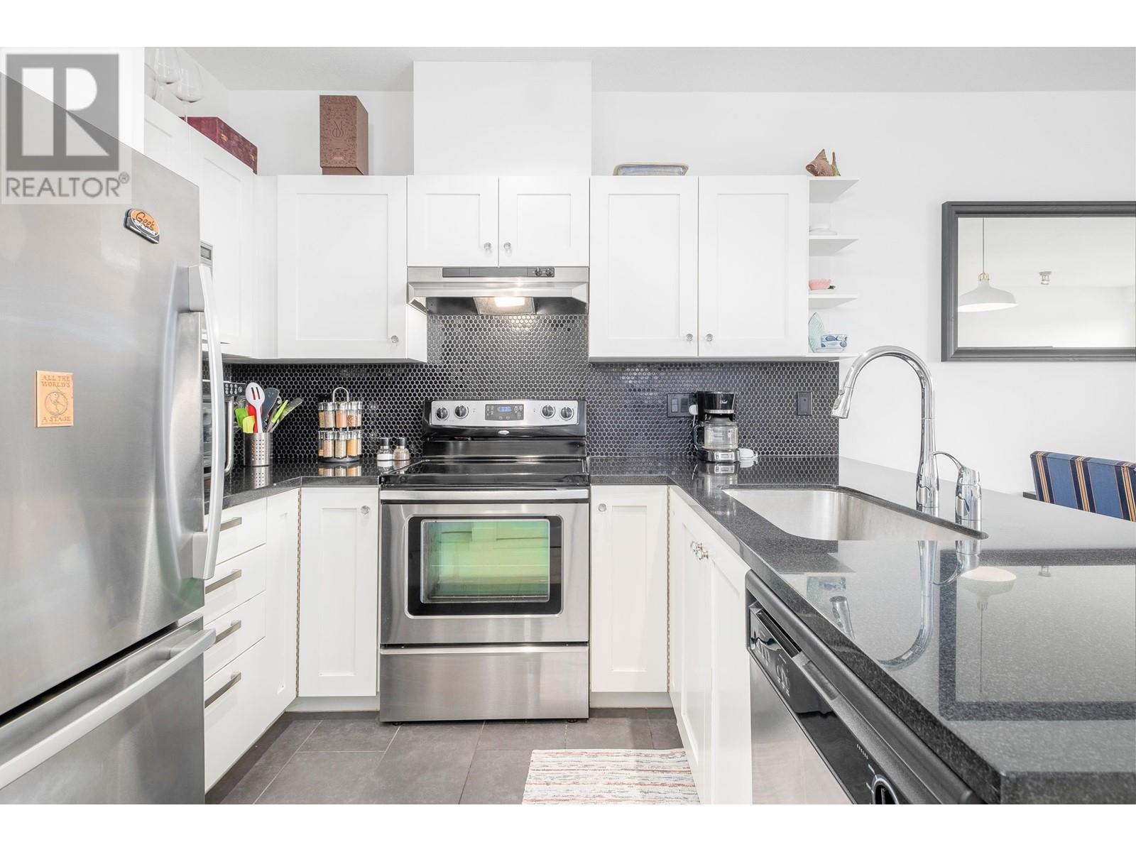 405 4550 Fraser Street, Vancouver, British Columbia  V5V 4G8 - Photo 11 - R2864922