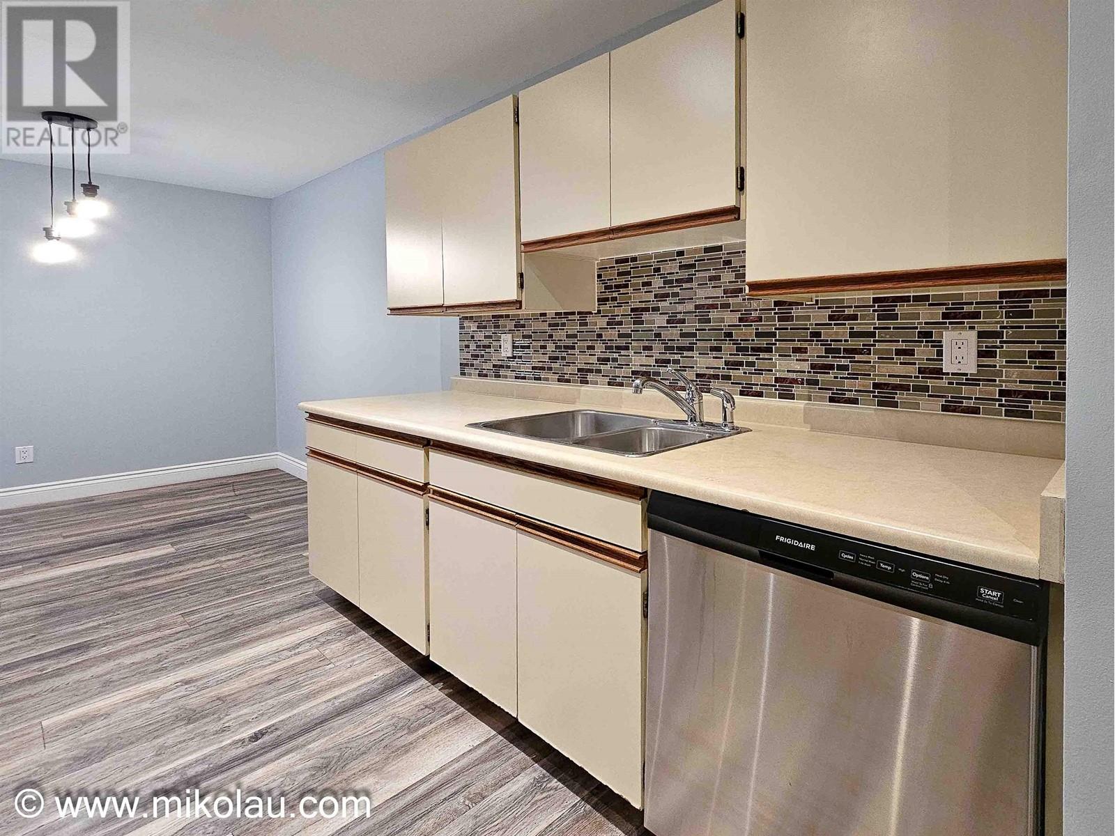 207 1195 Pipeline Road, Coquitlam, British Columbia  V3B 6J5 - Photo 11 - R2864936