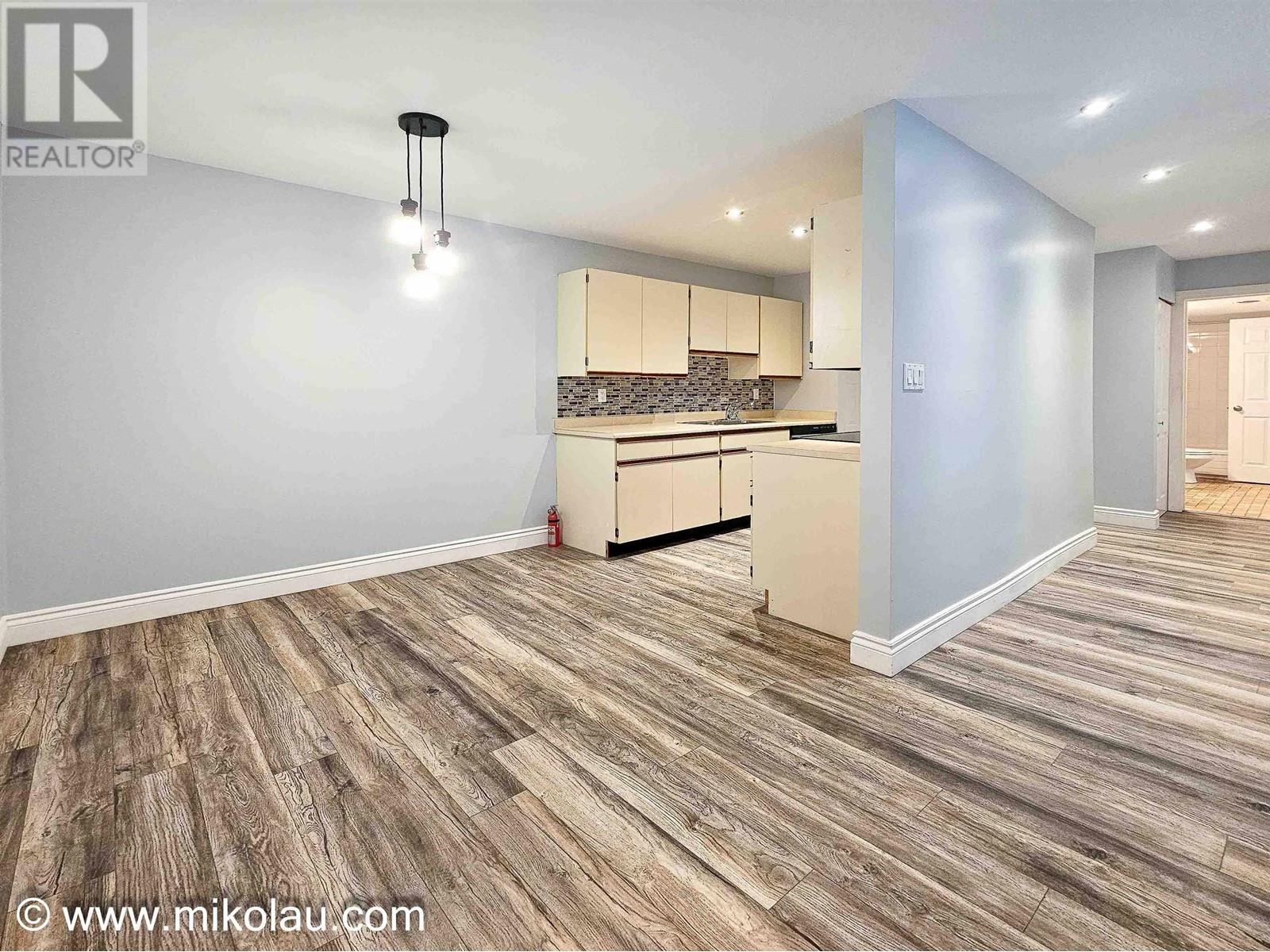 207 1195 Pipeline Road, Coquitlam, British Columbia  V3B 6J5 - Photo 13 - R2864936