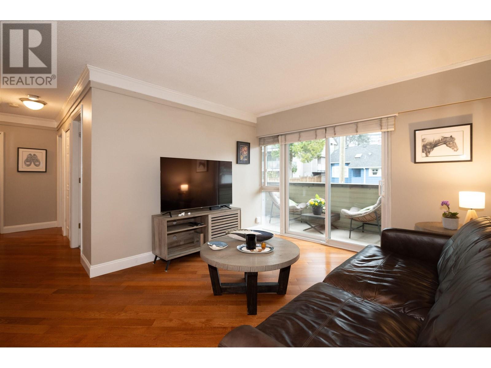 206 1424 Walnut Street, Vancouver, British Columbia  V6J 3R3 - Photo 2 - R2864990