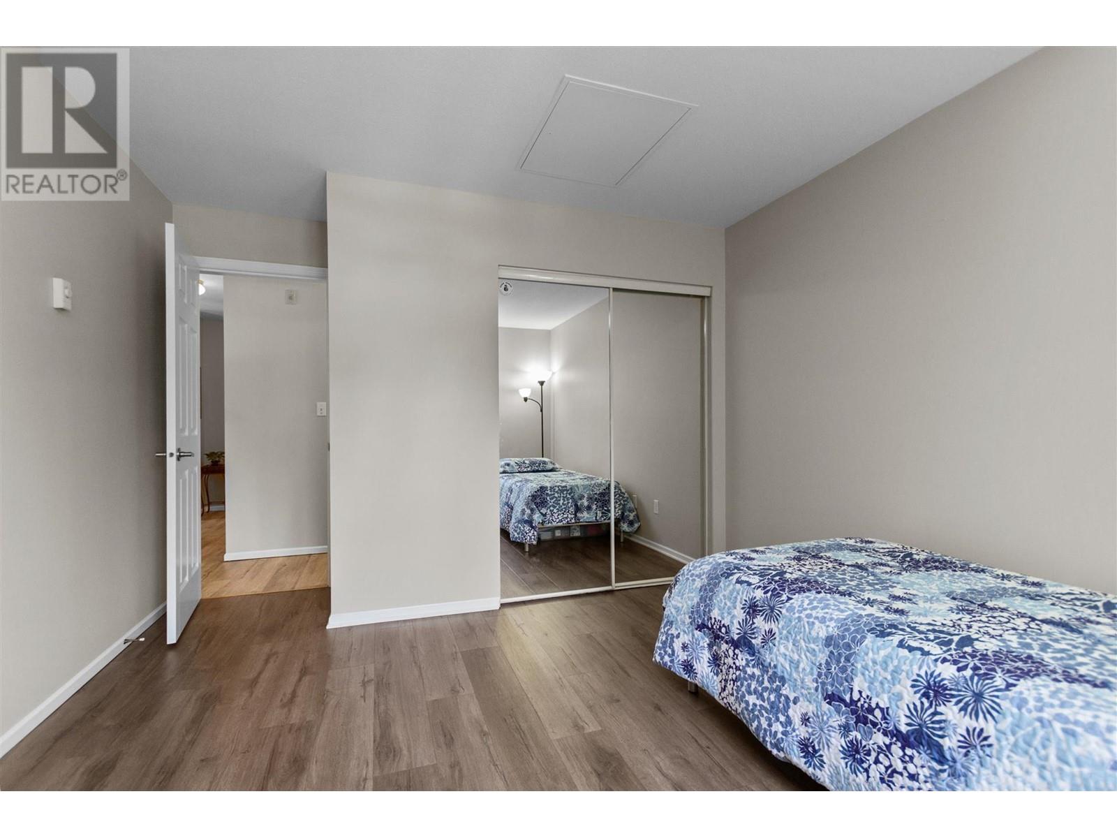 310 5667 Smith Avenue, Burnaby, British Columbia  V5H 2K7 - Photo 10 - R2865013