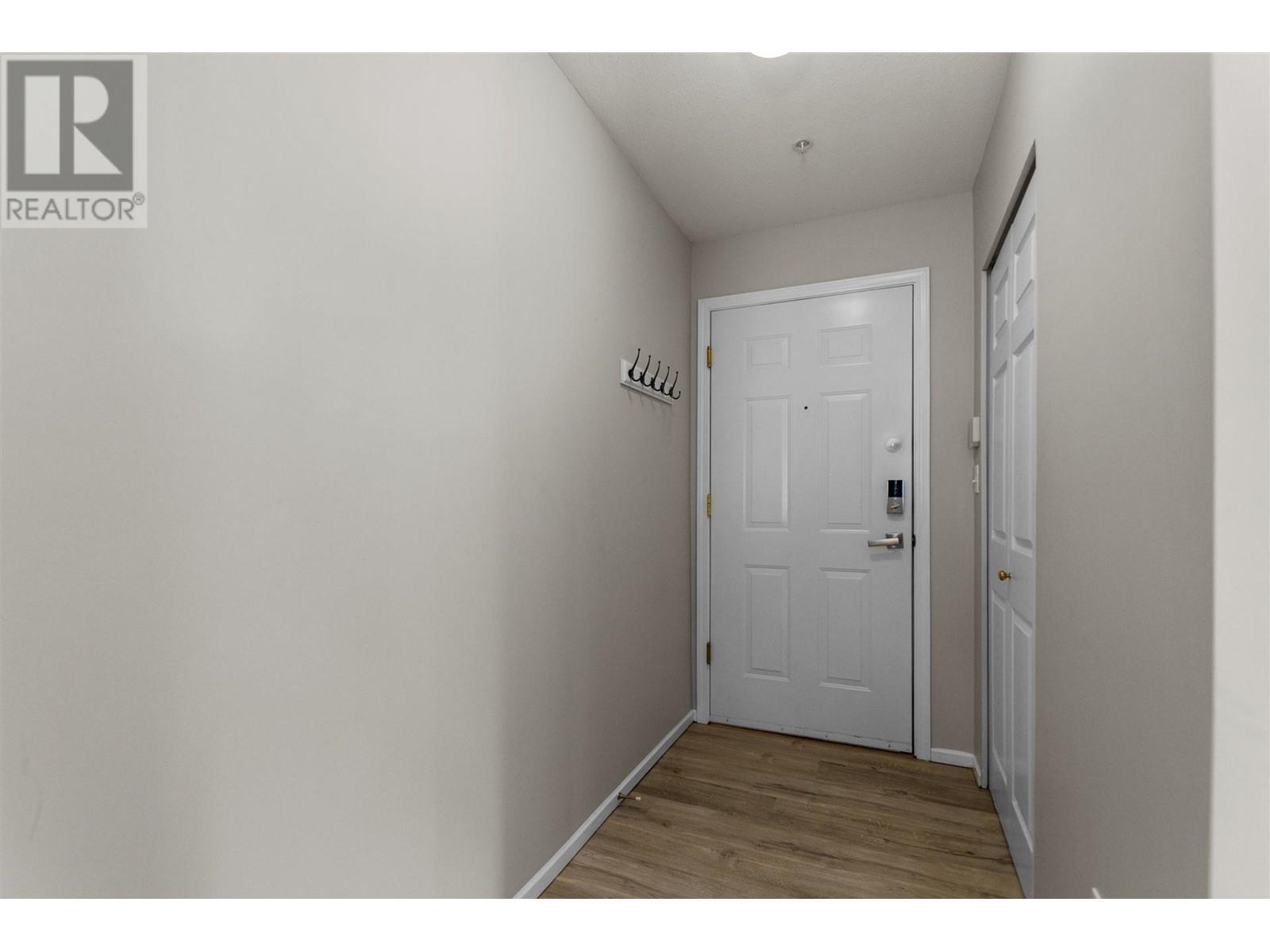 310 5667 Smith Avenue, Burnaby, British Columbia  V5H 2K7 - Photo 16 - R2865013