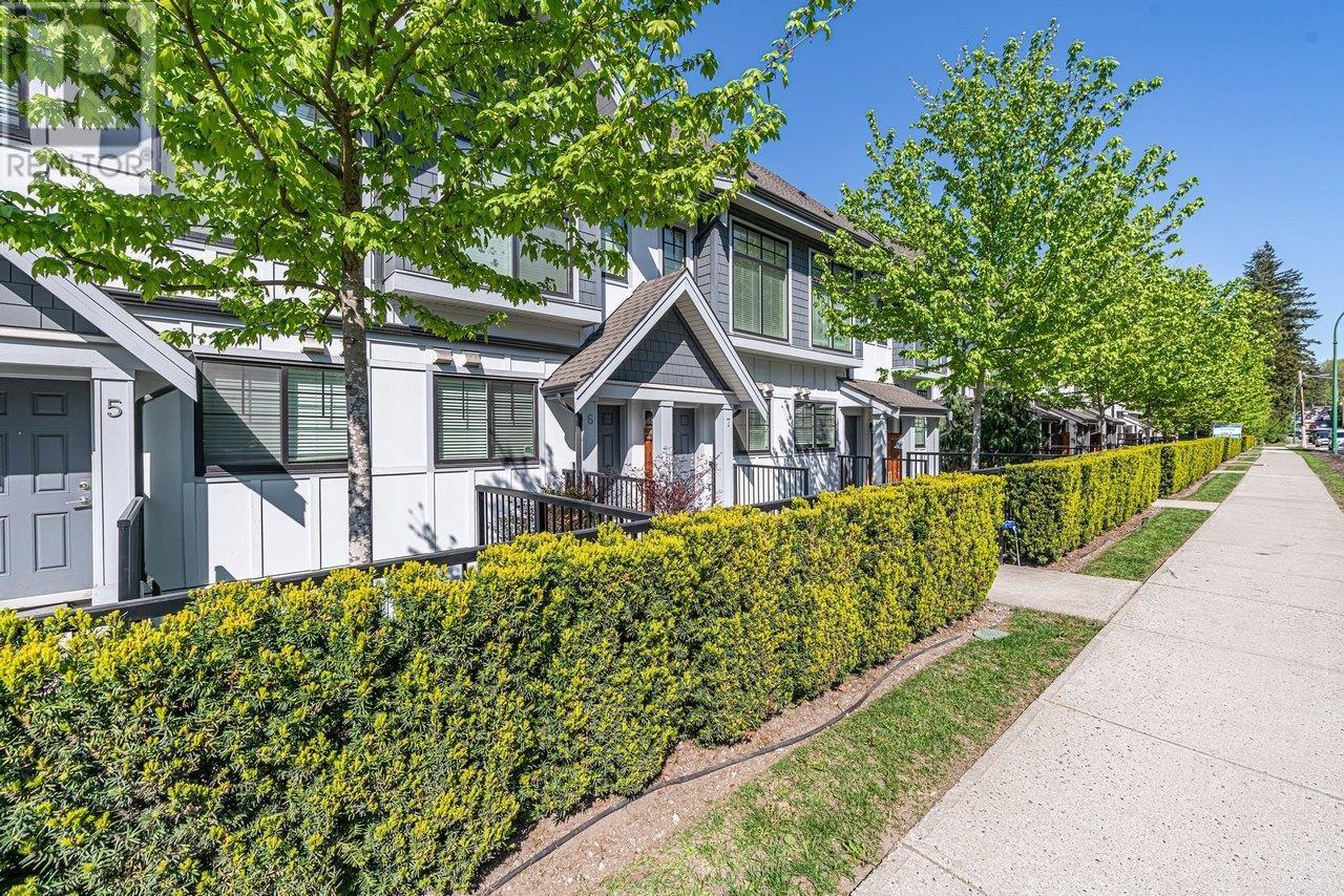 7 5132 Canada Way, Burnaby, British Columbia  V5E 0C3 - Photo 1 - R2865018